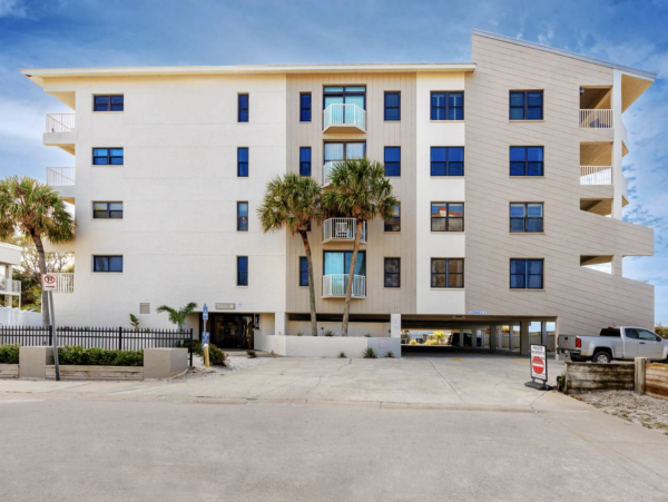 Beachfront Vacation Condo in Clearwater Beach Sleeps 8 Guests